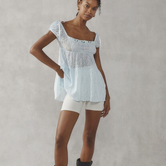 KIMCHI BLUE LACE TOP - Picture 2 of 4